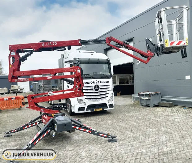 Hinowa Lightlift 15.70 spinhoogwerker hoogwerker huren Groningen - Junior Verhuur